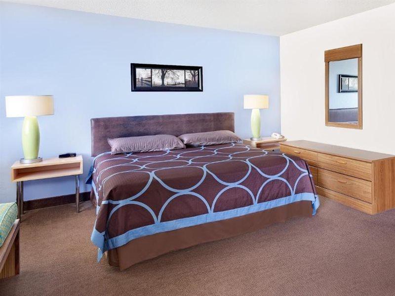 Super 8 By Wyndham Newburgh/West Point Stewart Intl Airport Motel Exterior photo