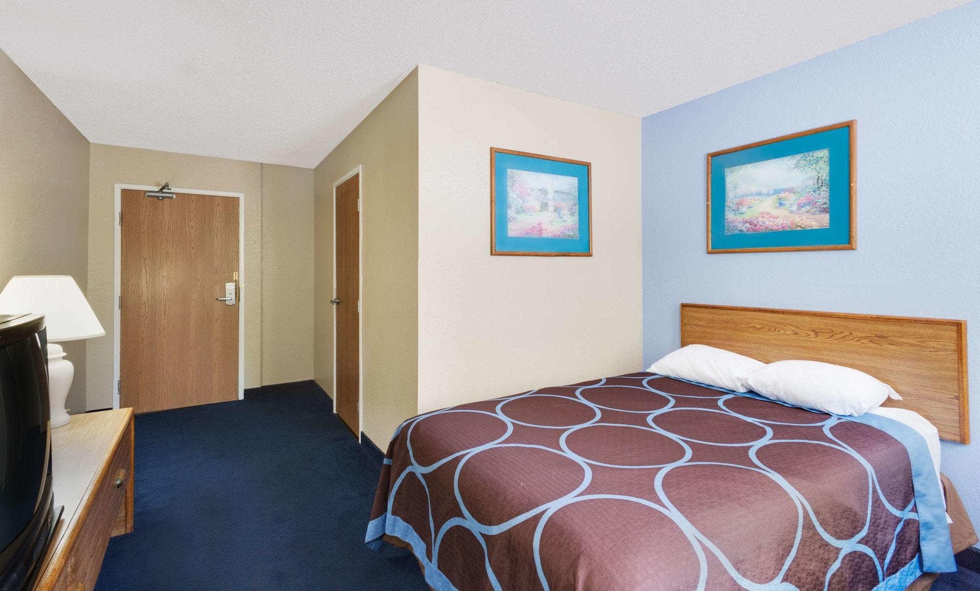Super 8 By Wyndham Newburgh/West Point Stewart Intl Airport Motel Exterior photo
