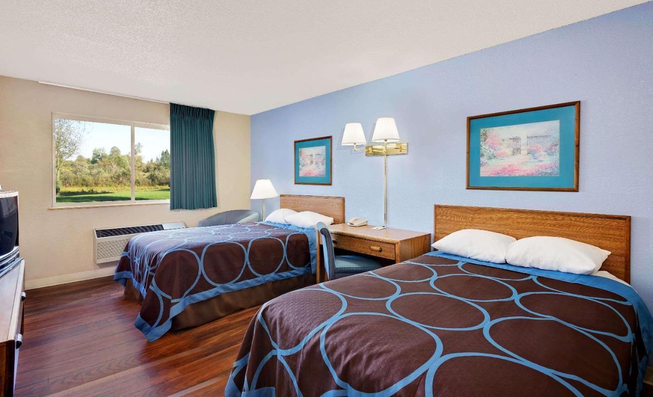 Super 8 By Wyndham Newburgh/West Point Stewart Intl Airport Motel Exterior photo