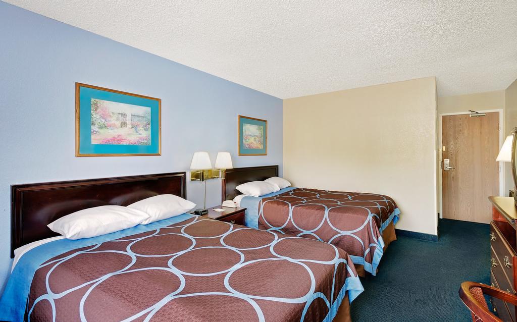 Super 8 By Wyndham Newburgh/West Point Stewart Intl Airport Motel Exterior photo